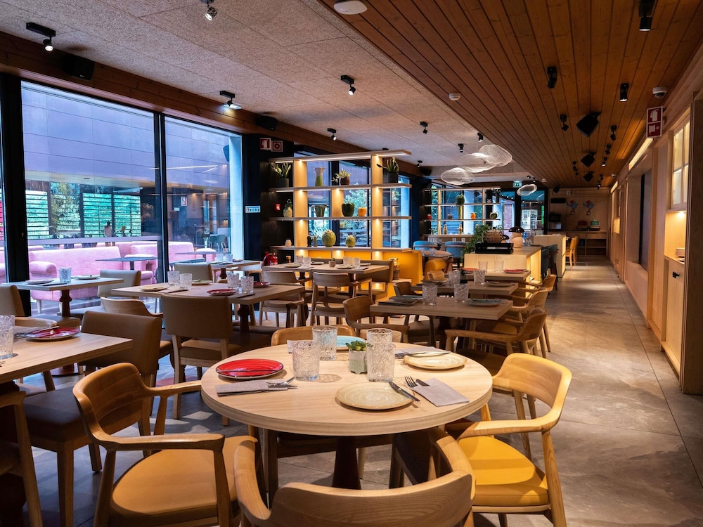 Ibis Styles Lisboa Aeroporto 44/61