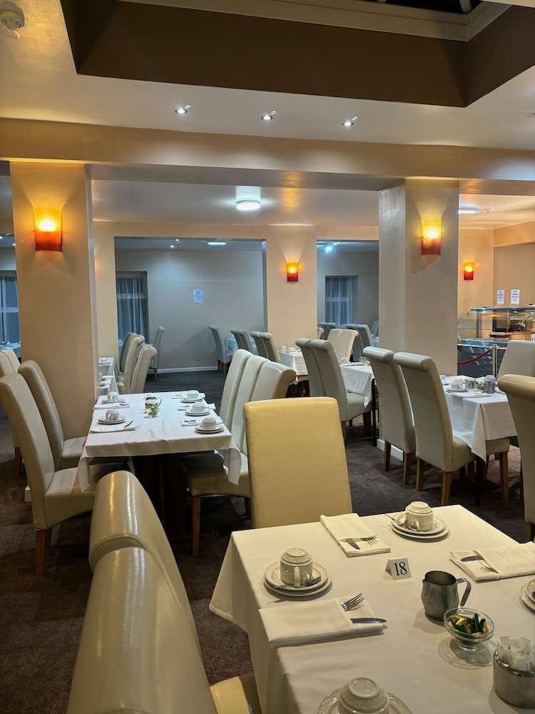 The Lawton Hotel 40/50