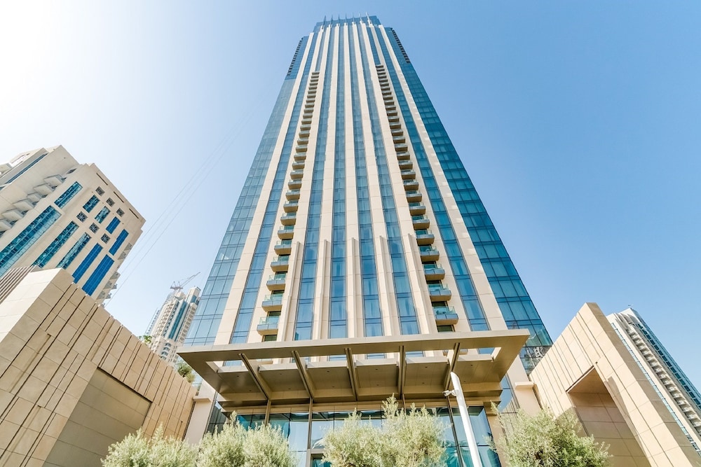 Vida Residences Downtown 2/51
