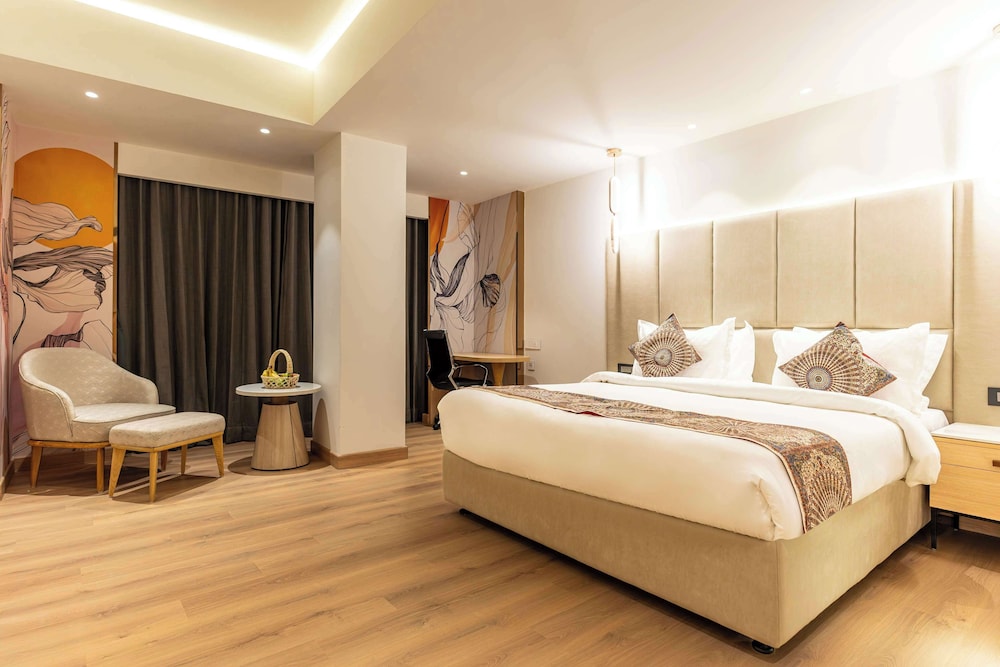 Superior, King Bed