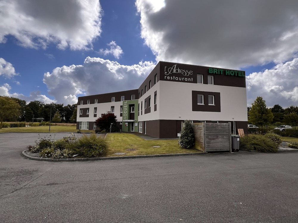 Brit Hotel Saint-Meen-le-Grand en Broceliande 68/75