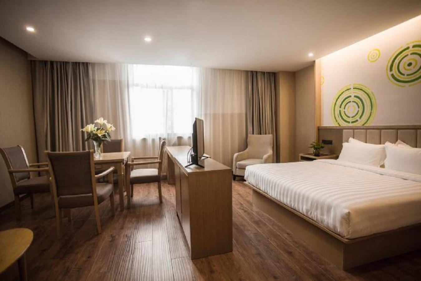 GreenTree Inn Taizhou Golden Eagle Shopping Center Dongfeng Road Express Hotel 13/39