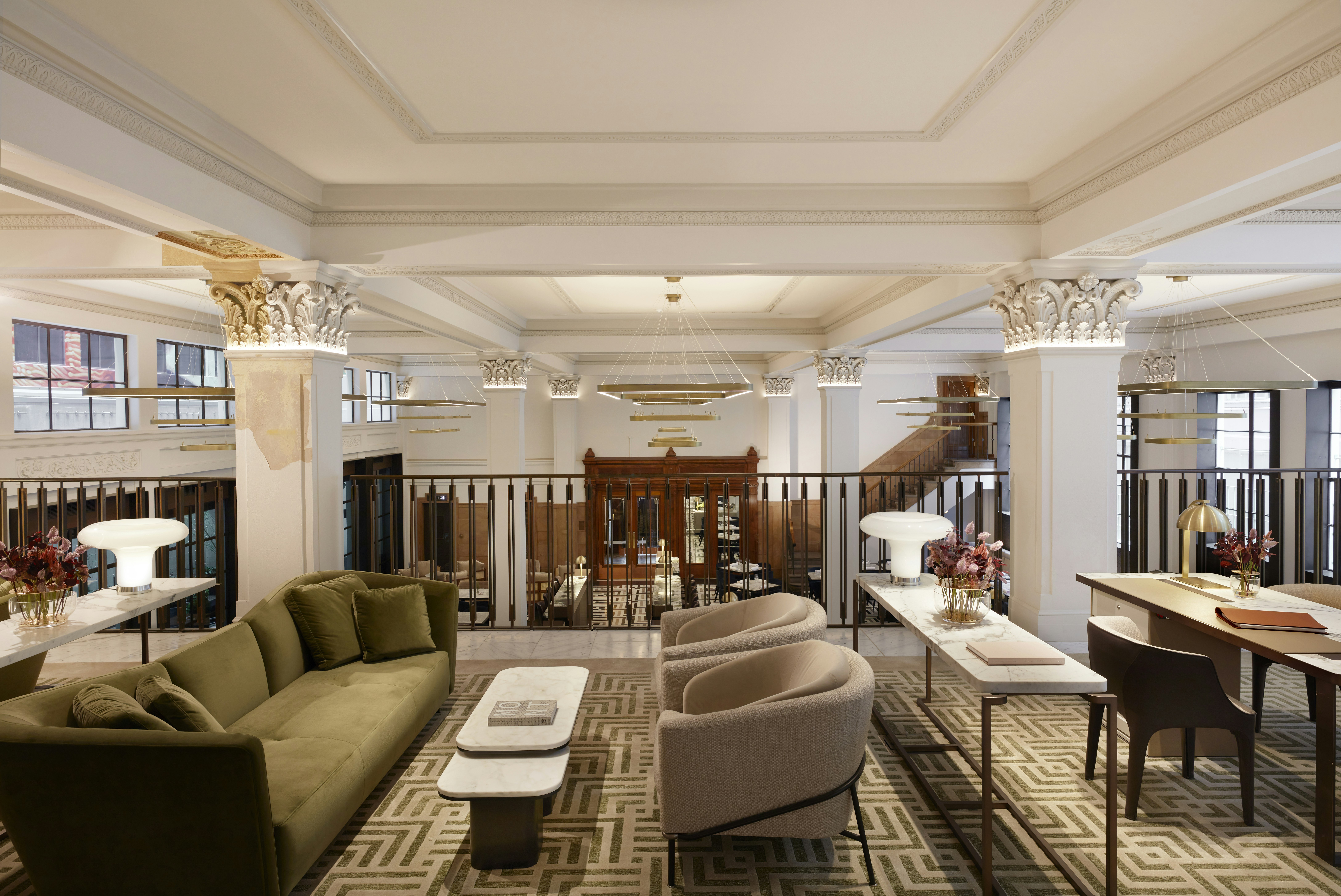 Hilton Melbourne Little Queen Street 35/62