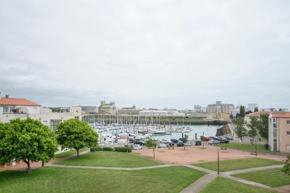 Hotel the Originals Les Sables D Olonne Admiral S Ex Inter Hotel Admirals 43/48