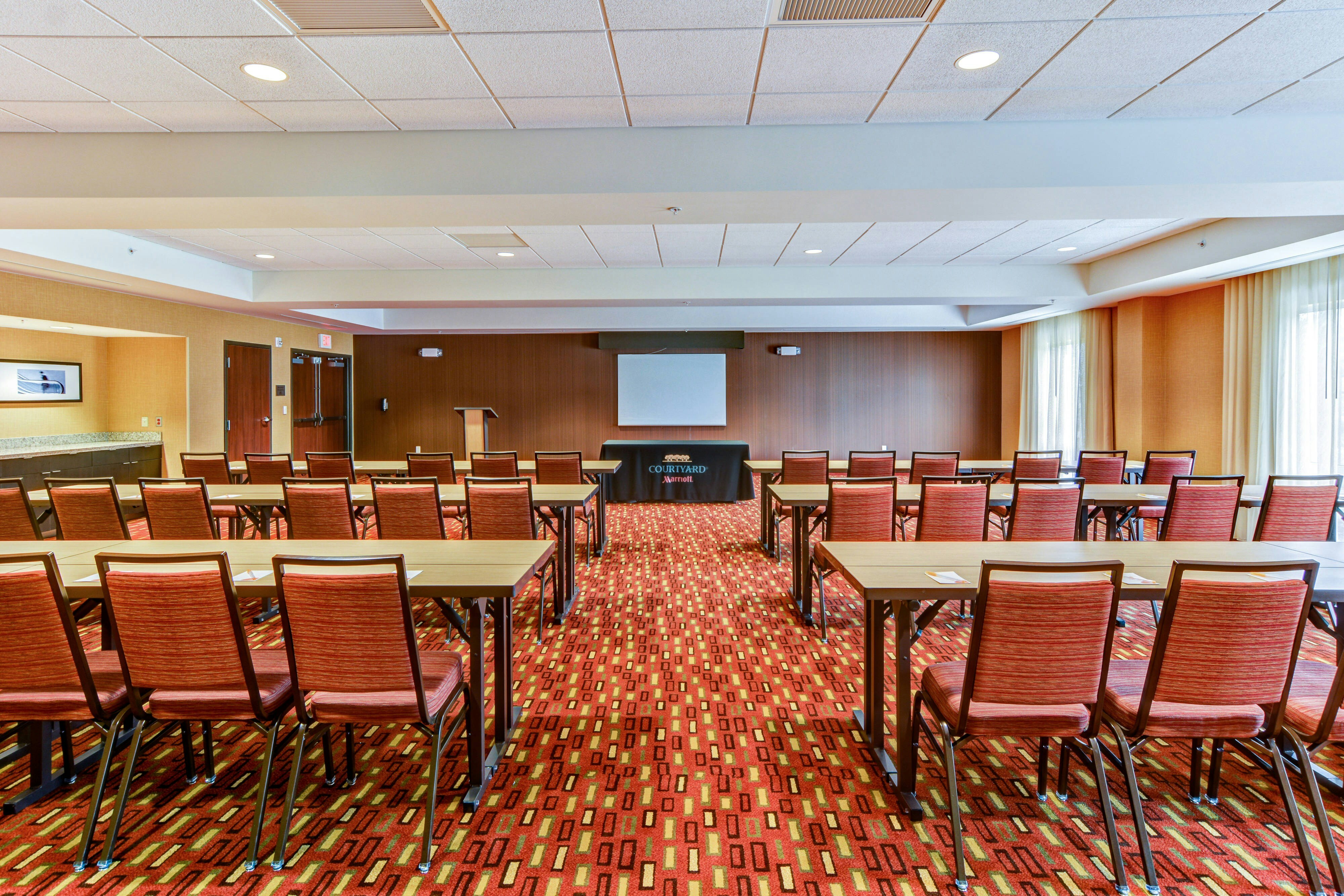 Courtyard by Marriott Bridgeport Clarksburg 38/43