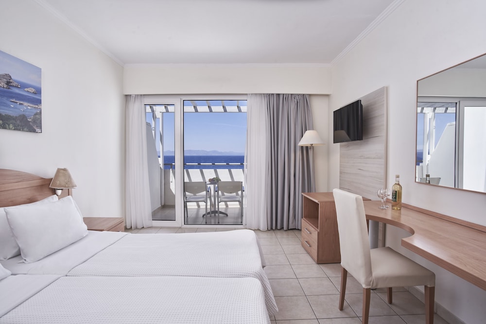 Blue Bay Beach Resort 10/61