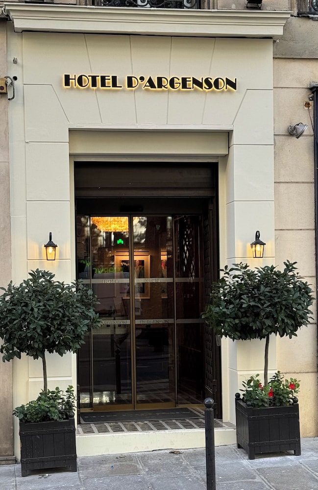HOTEL D'ARGENSON 6/75