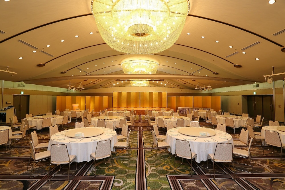 Kakogawa Plaza Hotel 24/25