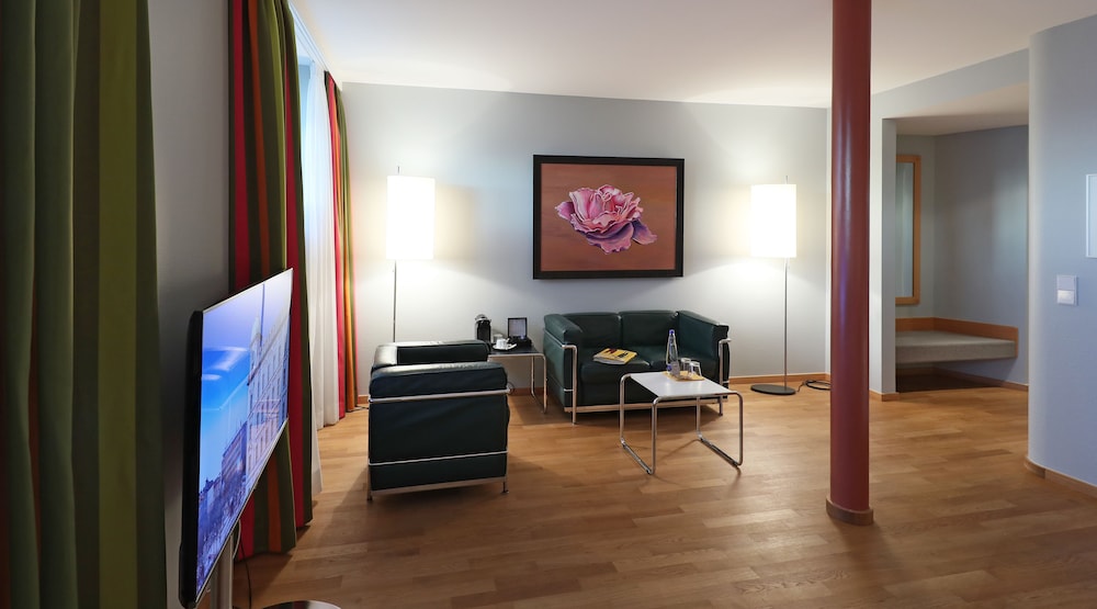 Moma1890 Boutique Hotel 56/74