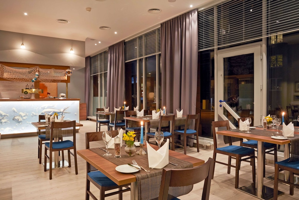 H4 Hotel Hamburg Bergedorf 50/71
