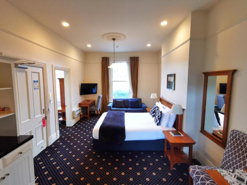 Highland House Boutique Hotel 9/35