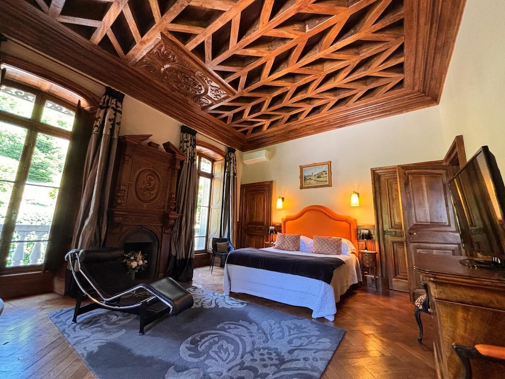 CHATEAU CLEMENT 10/50