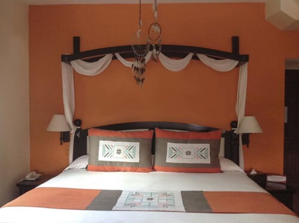 EL CHANTE SPA HOTEL 9/50