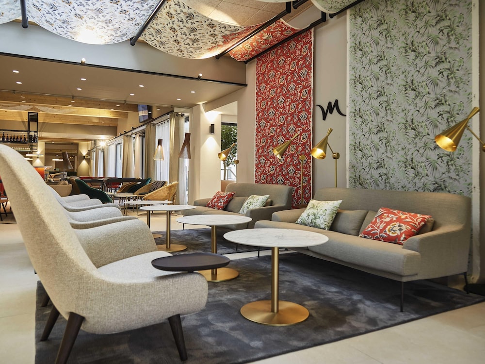 Mercure Avignon Gare TGV 57/78