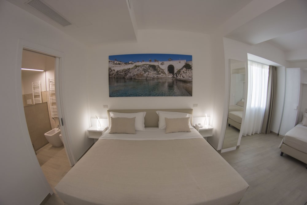 EST HOTEL 29/65