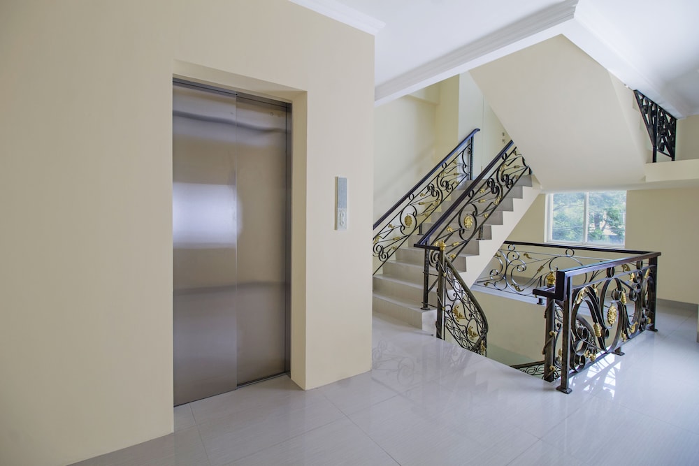 Reddoorz Plus Cideng Barat 15/21