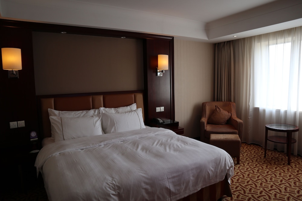 Jianguo Hotel Shanghai 13/56