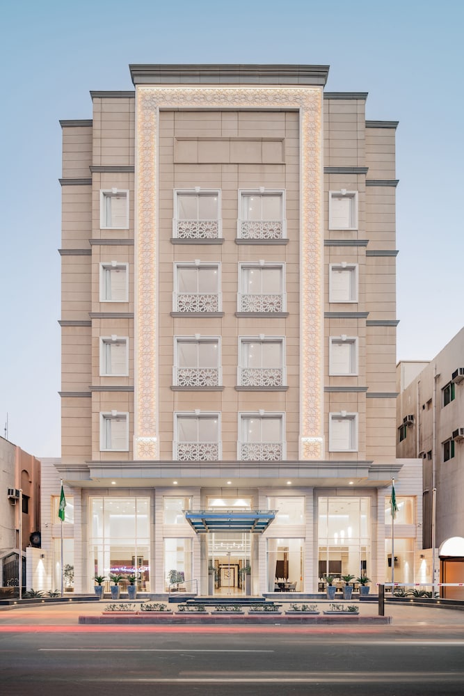 Landmark Hotel & Suites (formerly Al Qamar Hotel) in JEDDAH