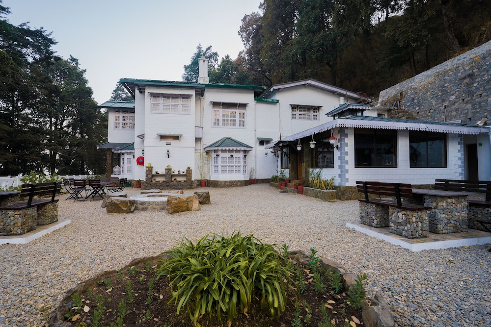 BHIKAMPUR LODGE 47/50