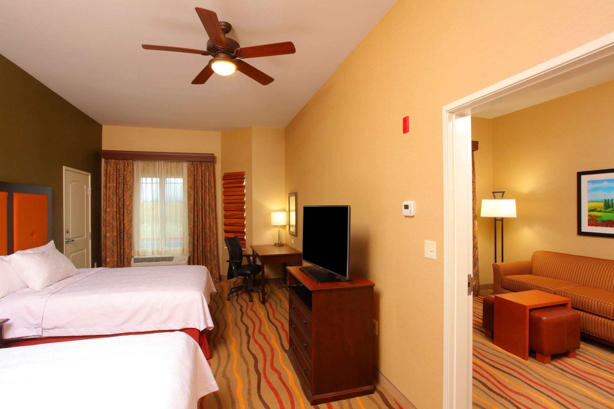 Suite, 2 Queen Beds, Water View