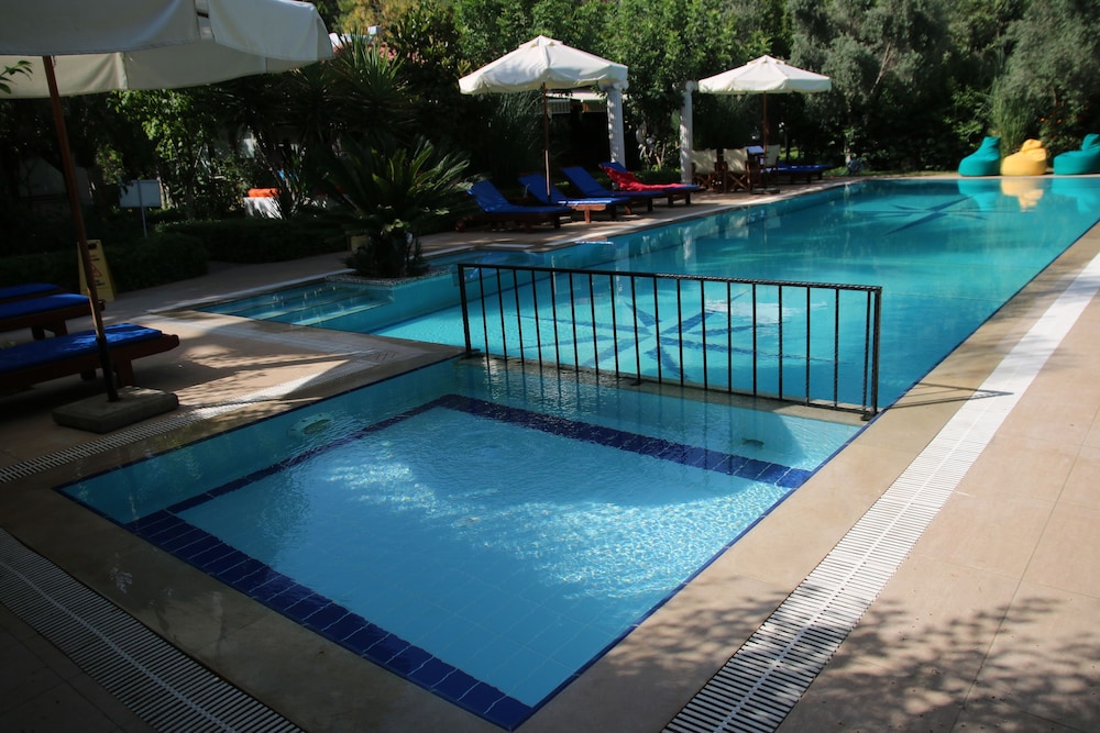 Hotel Dalos 9/62