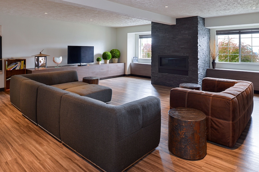 Hotel Ruby Ponderay Sandpoint 32/72