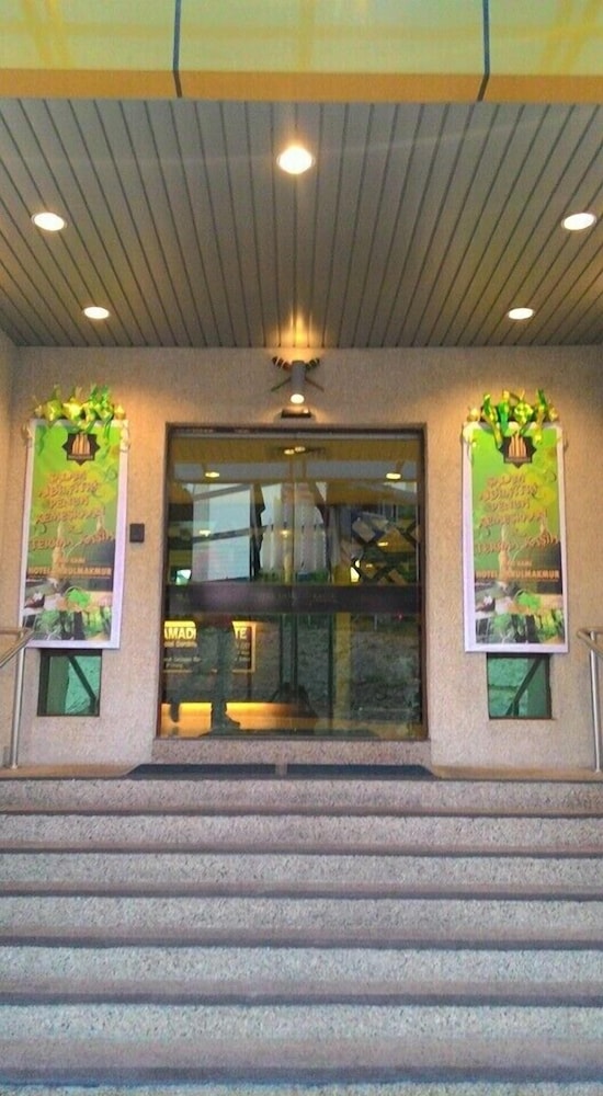 Hotel Darul Makmur 8/61