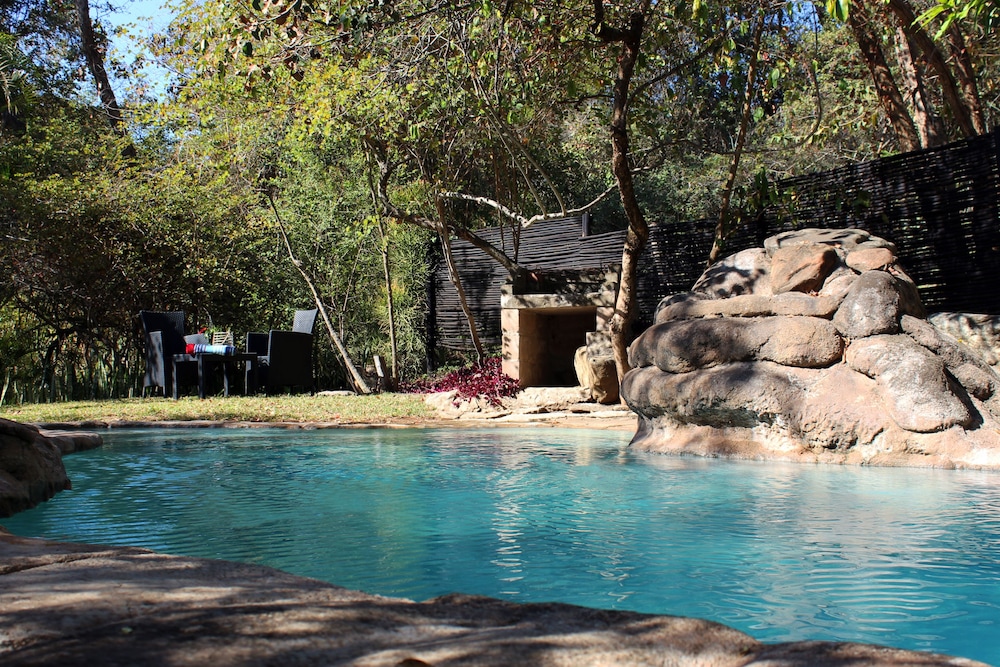 Thulamela Bed And Breakfast 42/50