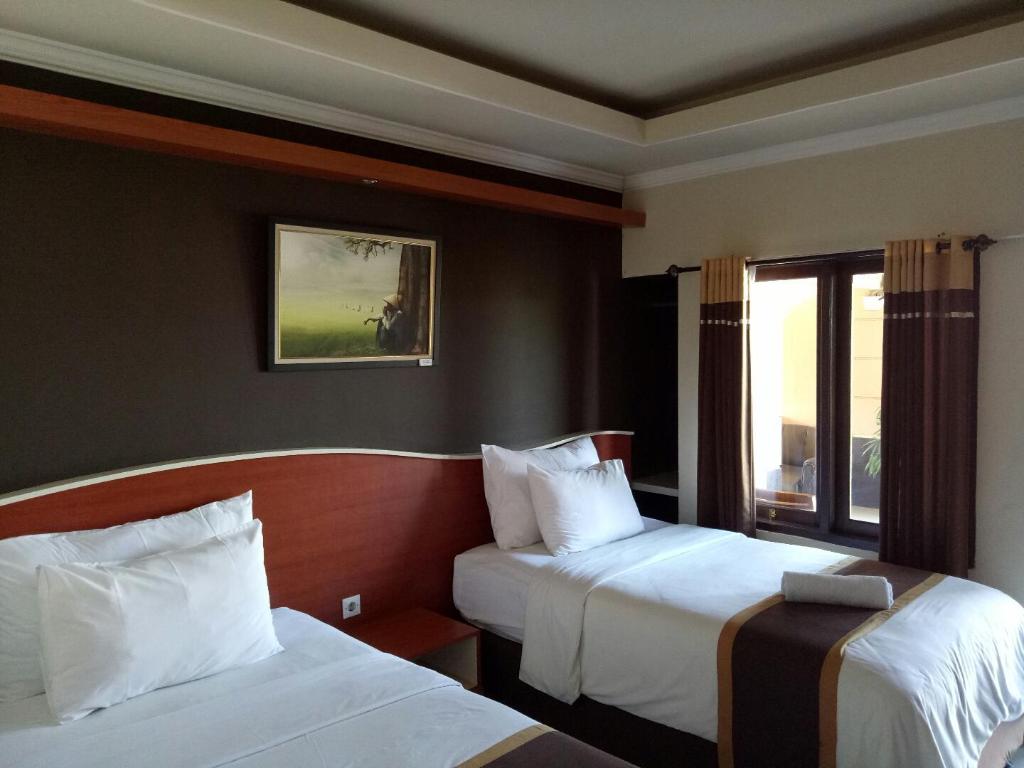KABANA HOTEL 9/29