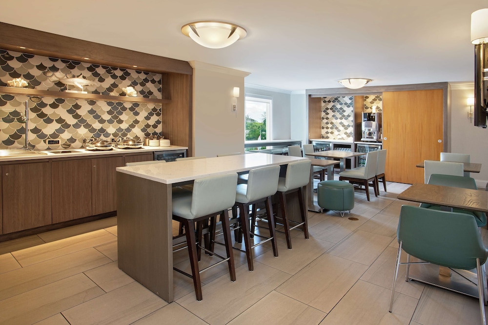 Hilton Naples 42/66
