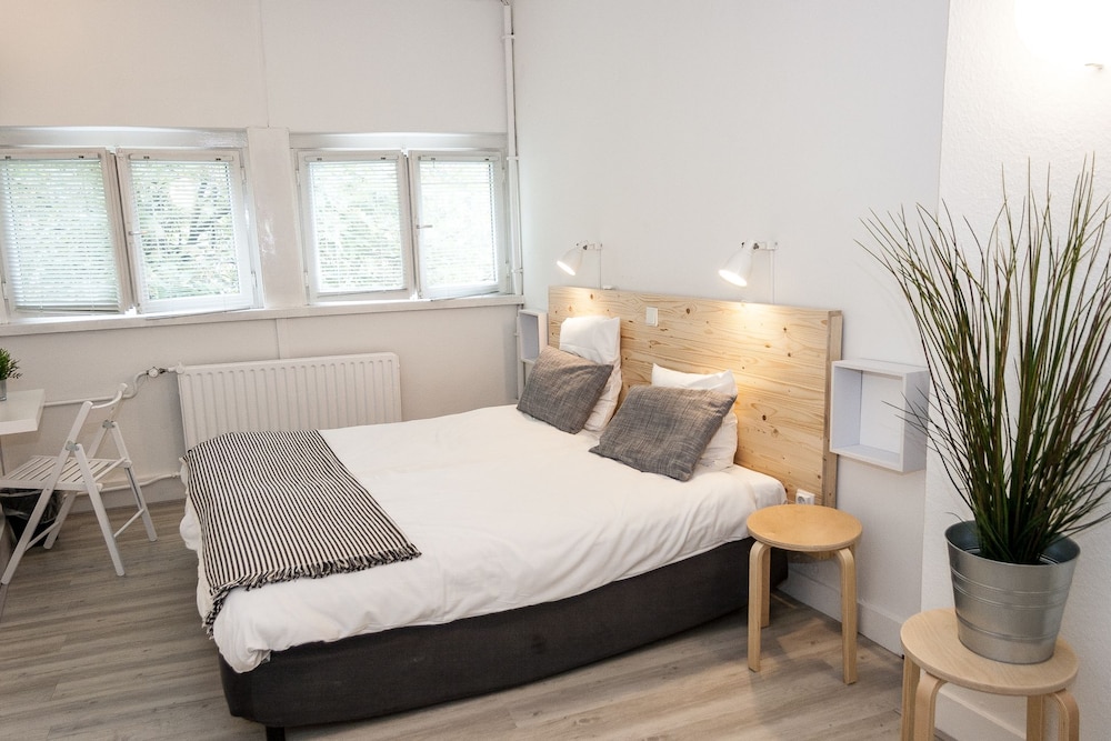 Hotel Beez NO.106 19/45