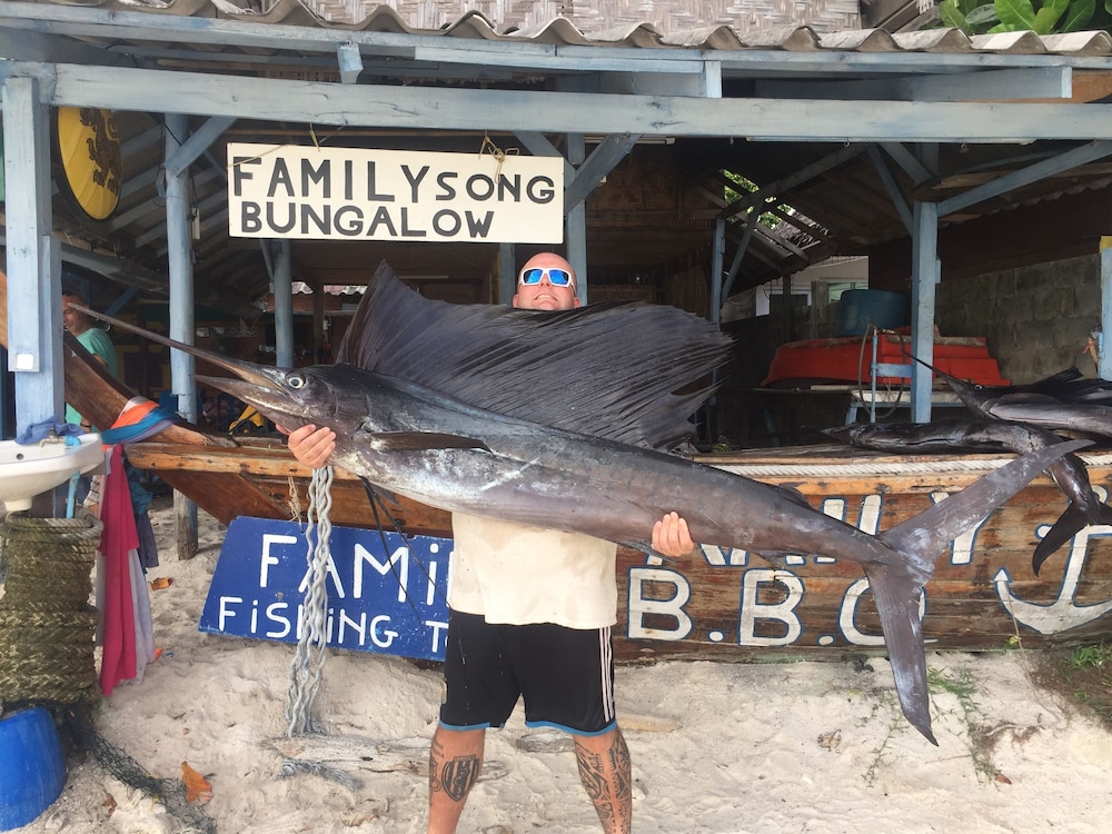 Family Song Bungalow 10/60