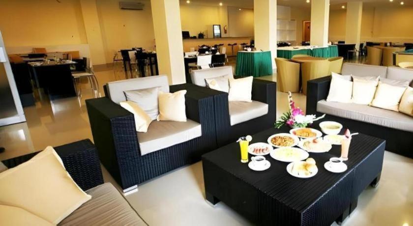 GRIYA SINTESA HOTEL 16/32