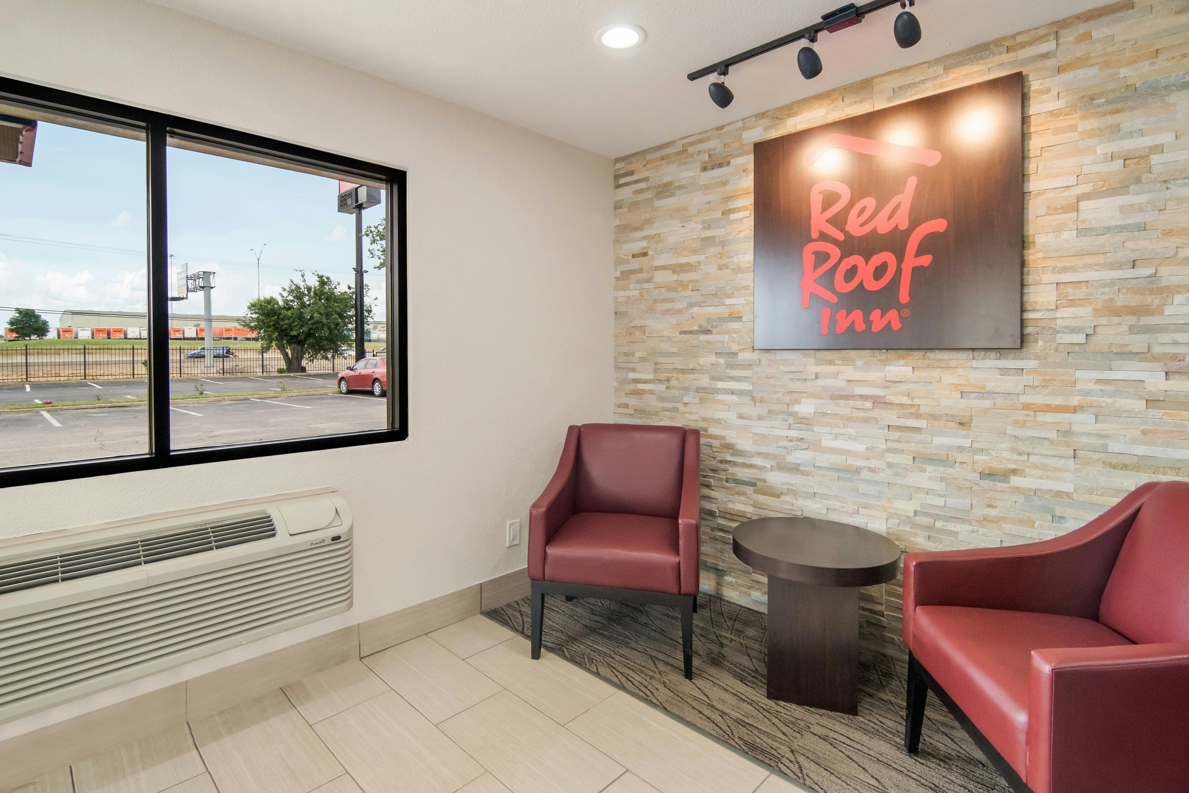 Red Roof Inn Fort Worth south 13/15