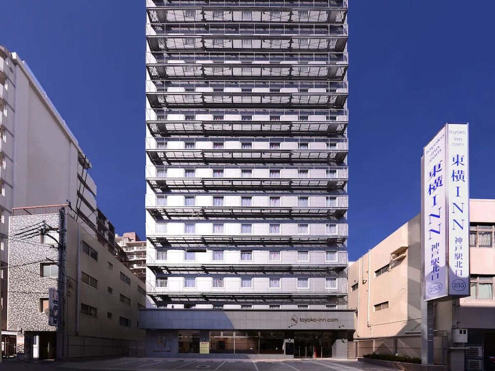 Toyoko Inn JR Kobe-eki Kita-guchi 7/45