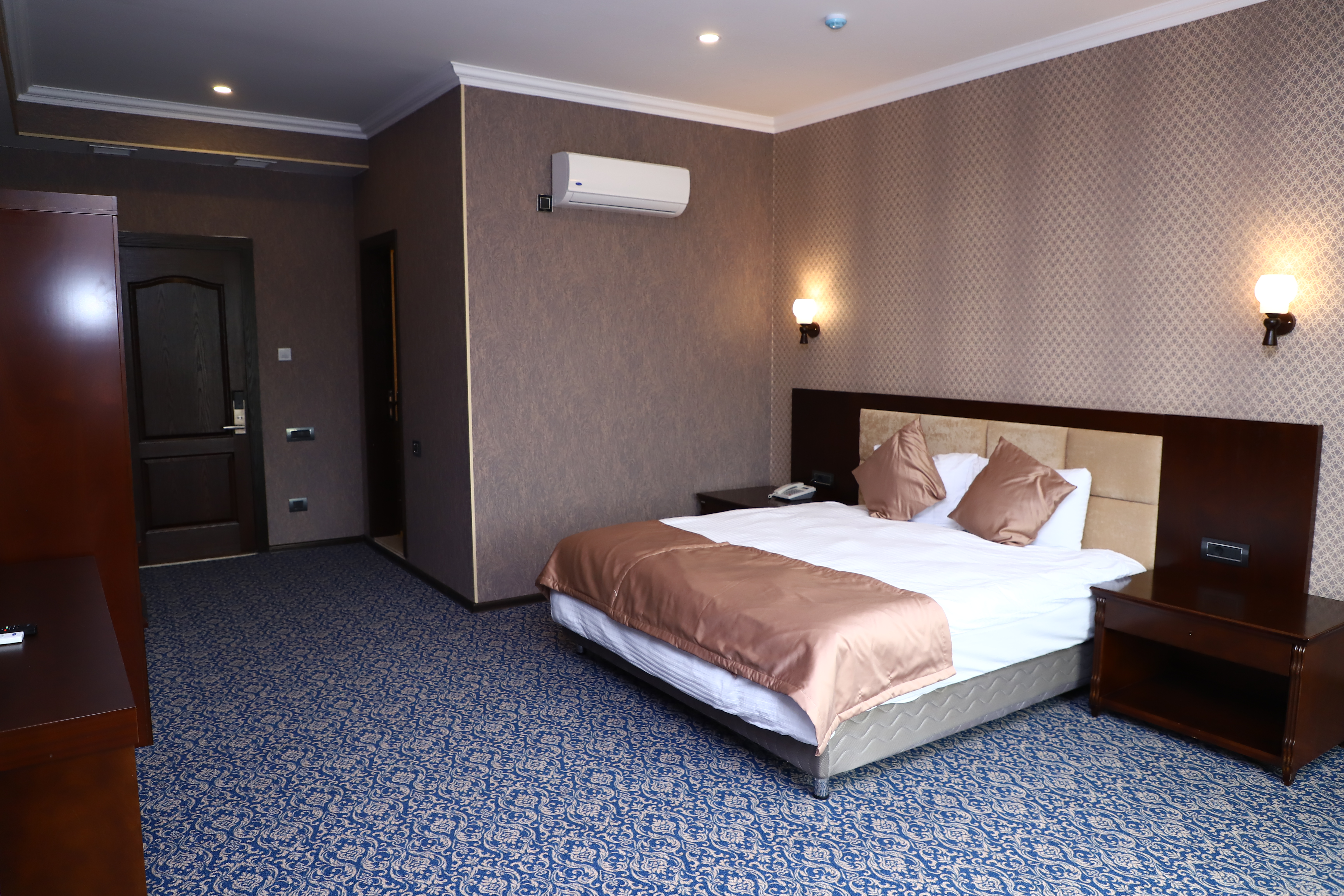 Standard, Double Bed