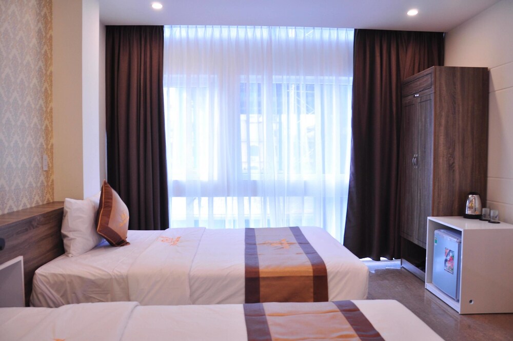 Nice Hue Hotel 25/50