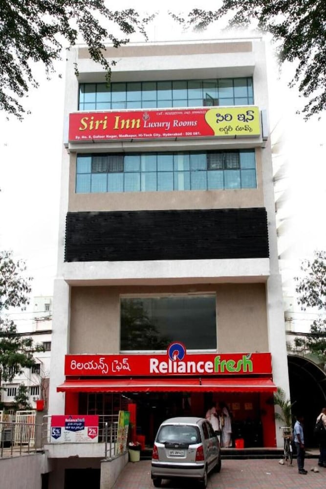 Fabhotel Siri Inn Madhapur 2/39
