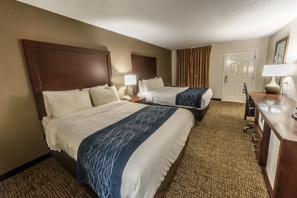 Richland Inn Lawrenceburg 14/46
