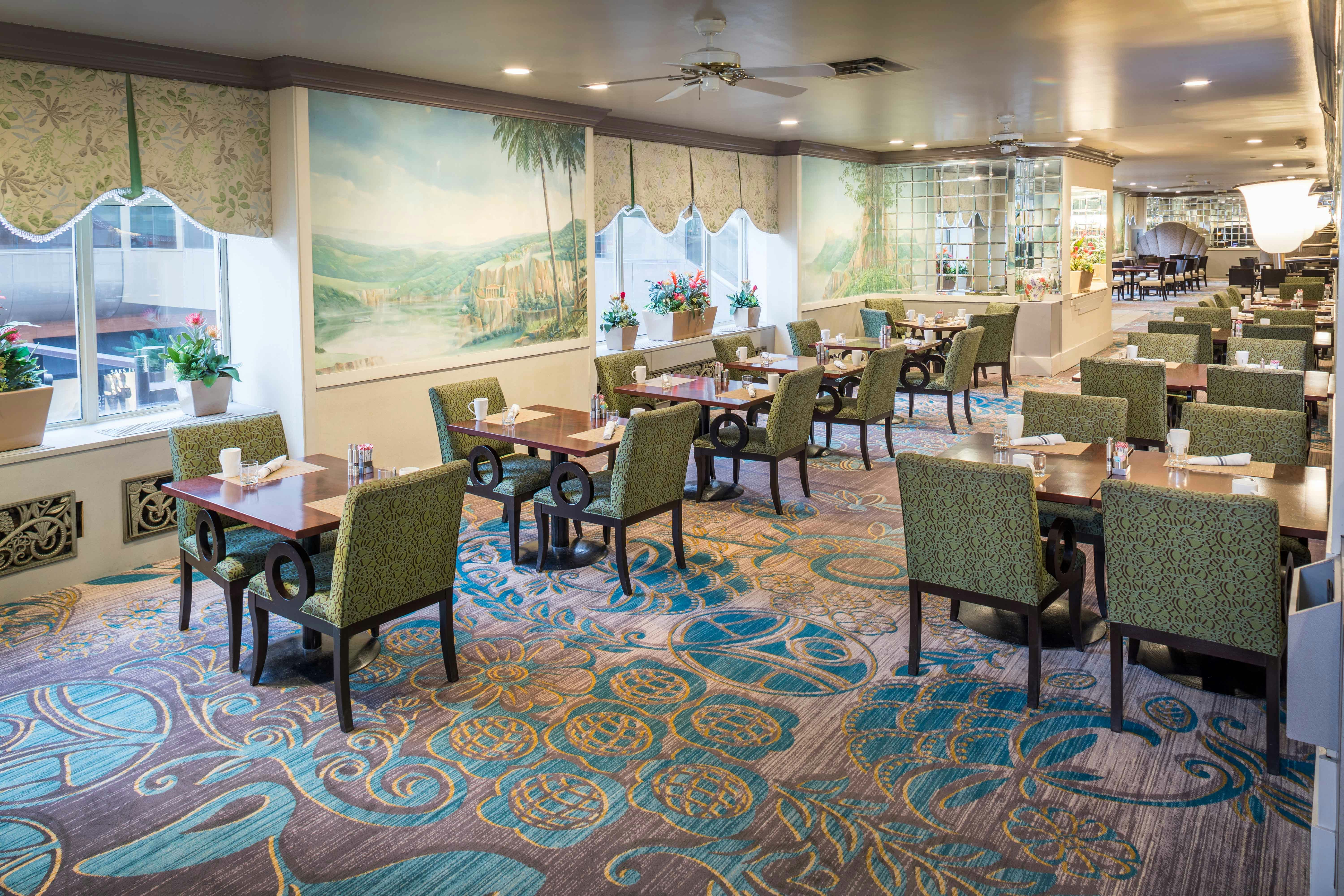 Hilton Cincinnati Netherland Plaza 46/62