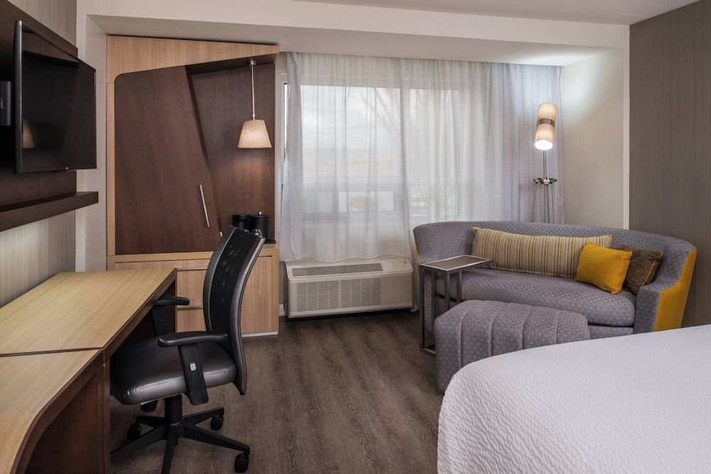 Courtyard By Marriott Temecula Murrieta 13/45