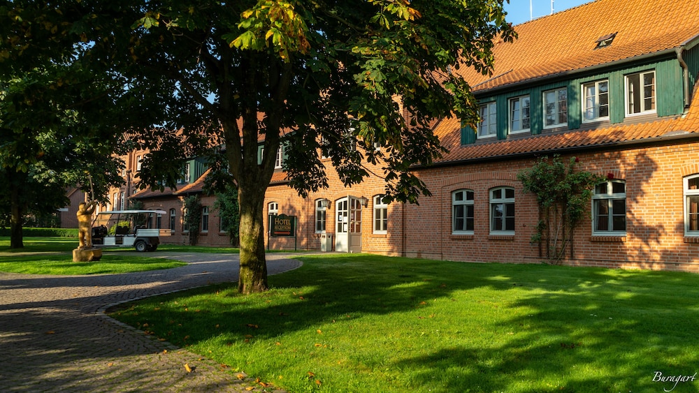 Schloss Luedersburg 40/50