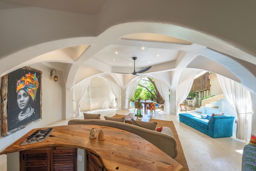 Xanadu Luxury Villas 2/50