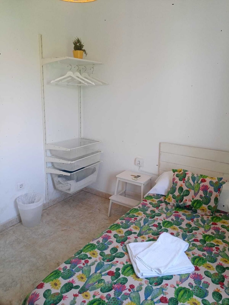La Moraga De Poniente Malaga Hostel 25/71