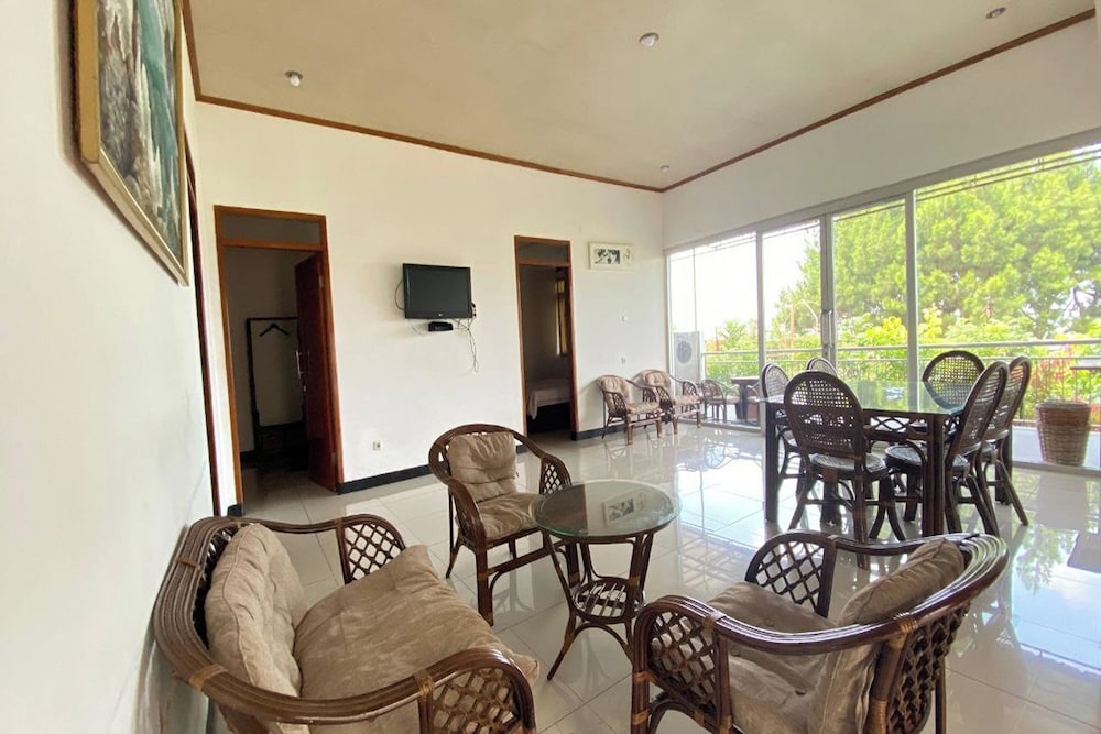 Nirwana Hotel Lembang by ZUZU 17/50