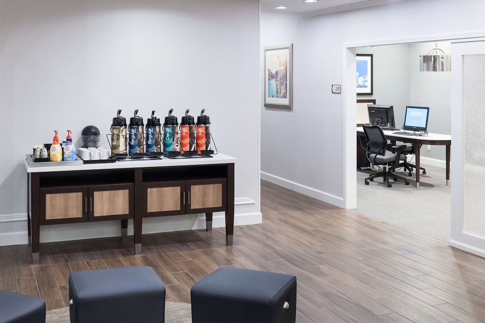 Homewood Suites by Hilton Tukwila 22/43