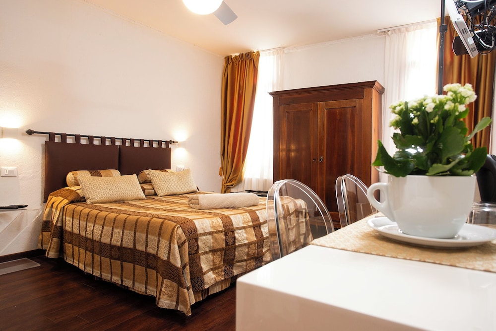 Albergo Marin 10/50