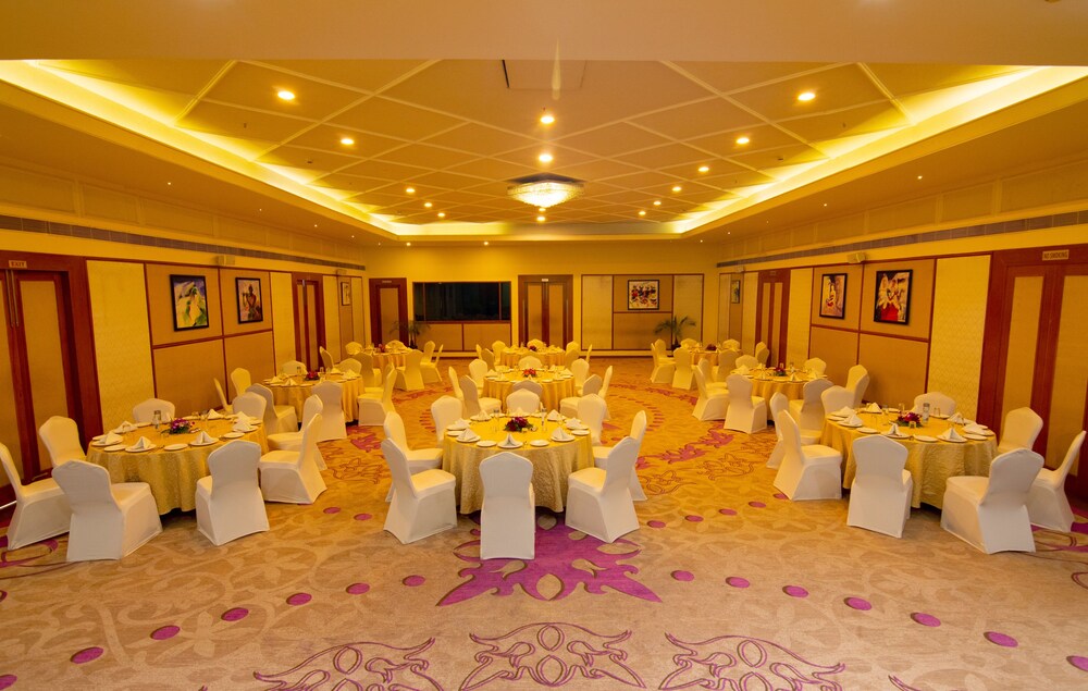 Classic Grande Imphal, a member of Radisson Individuals 49/65