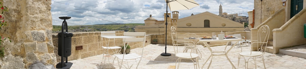 Cinque Elementi Sassi Matera 31/50