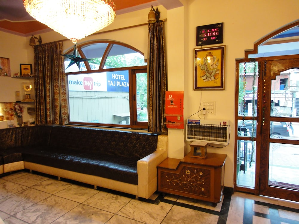 TAJ PLAZA HOTEL 31/51